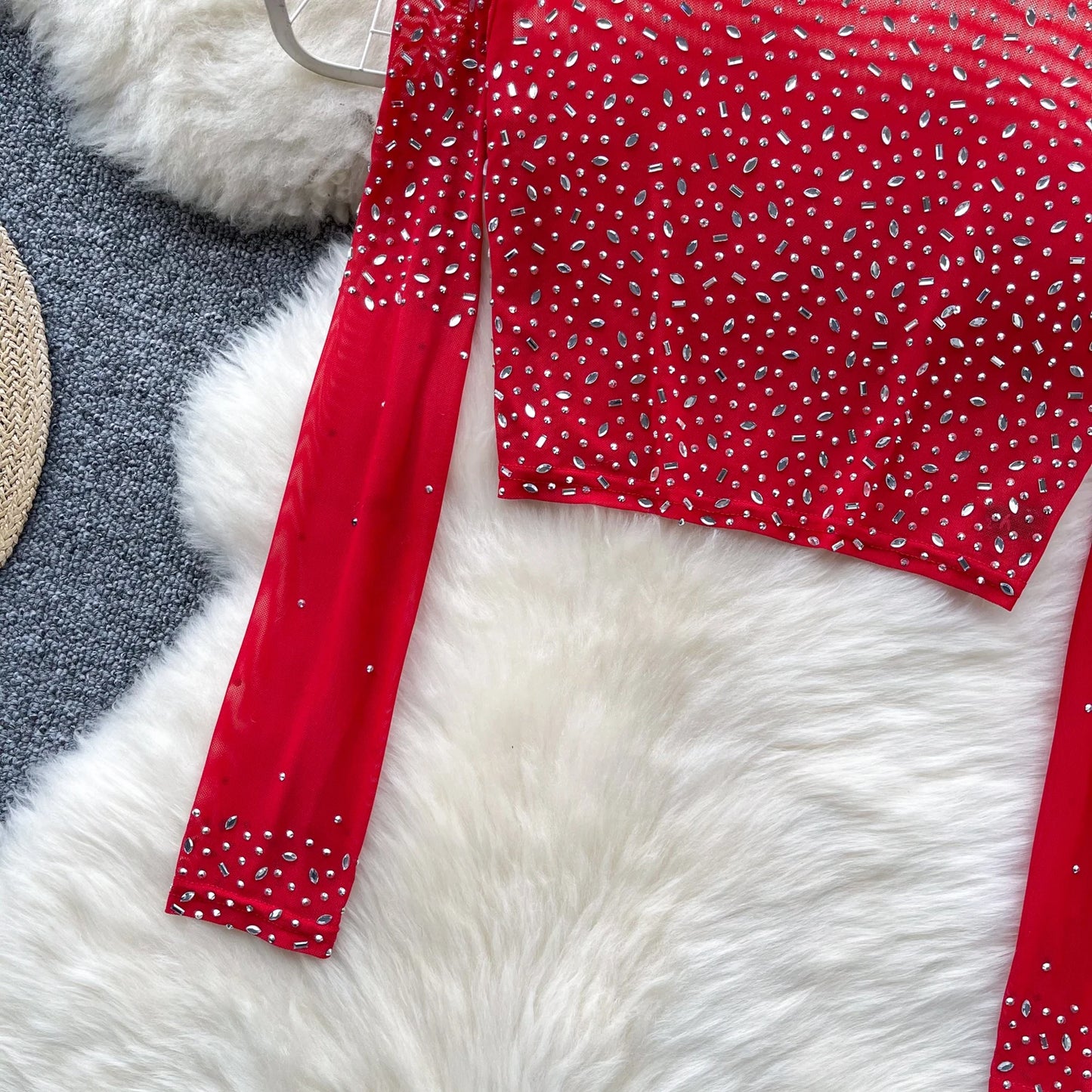 Thin See-tough Long Sve Me T-shirt ort Heavy-du Rhinestone Base irt Korean Sle Creative Pattern