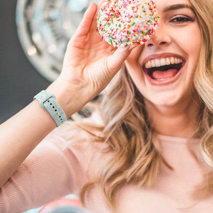 Flower Engraved Strap For Amazfit GTS/2/2e/3/4 GTS2 Mini/GTR 4/3/Pro/47mm/GTR2/2e/stratos 2/3/Bip Lite Band Bracelet