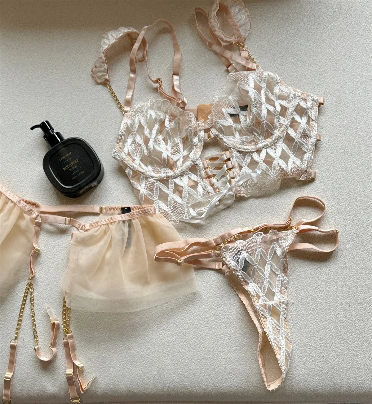 Embroidered Flying Sleeve Outer Lingerie Sexy Fishbone Corset Long Vest Style Bra Set of Three Women Underwear